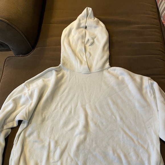 Barely worn sweatshirt - Picture 1 of 4